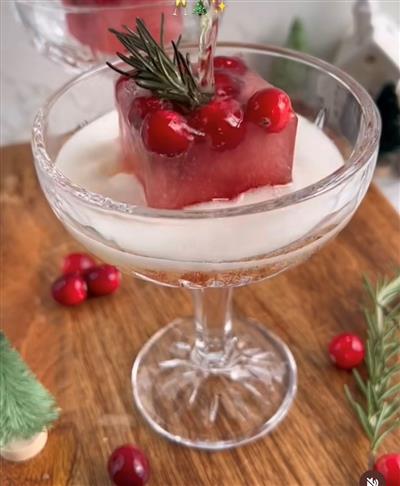 Brown Sugar Cranberry Cocktail